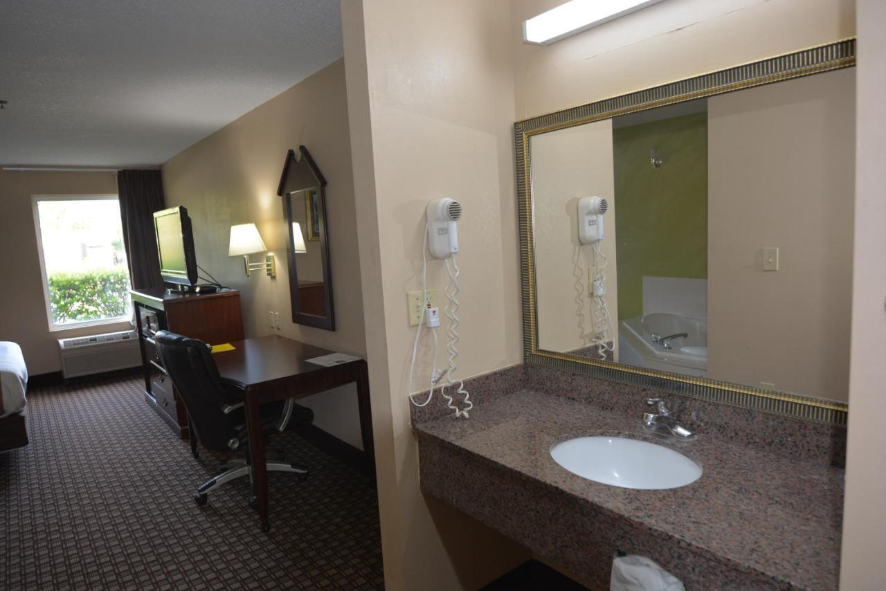 Jameson Inn And Suites Hazelhurst Hazlehurst Eksteriør billede